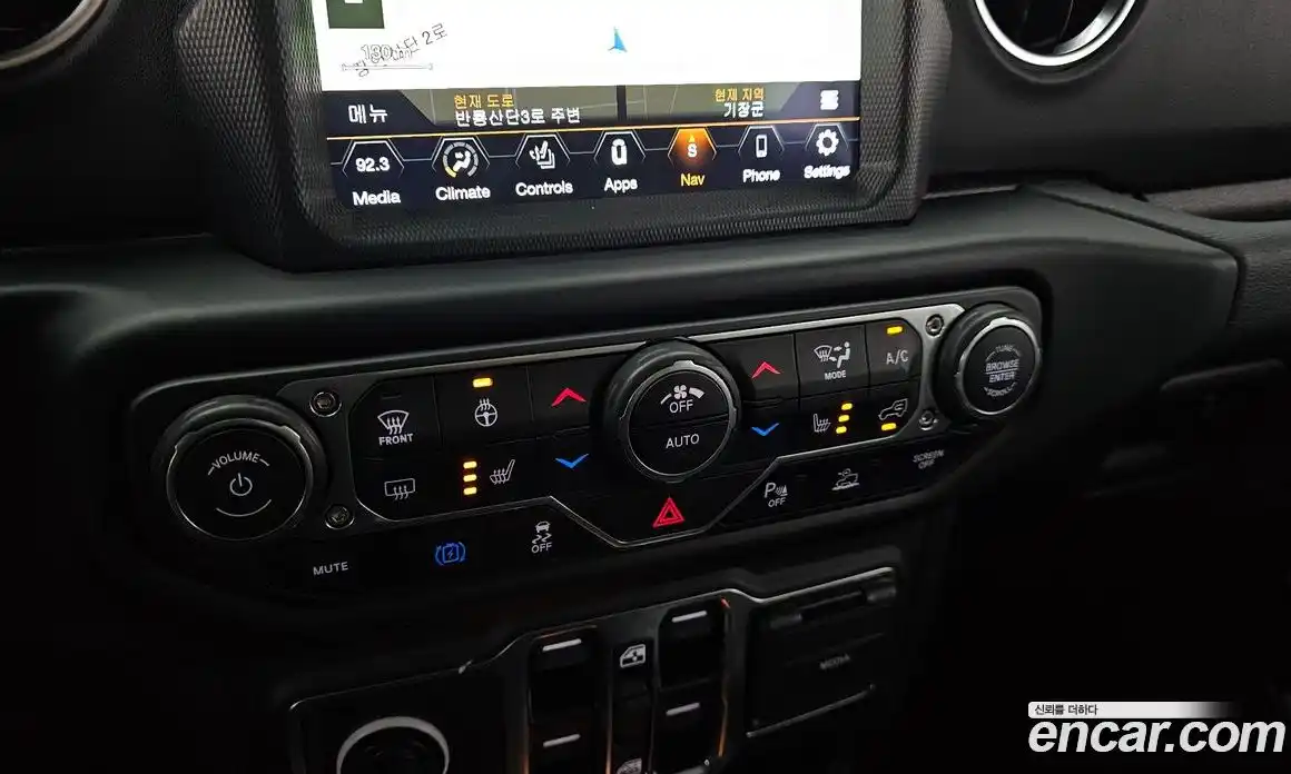 Jeep Wrangler 2021 2.0 автомат (гидро), фото 23