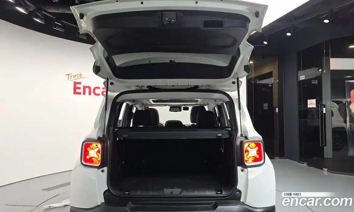 Jeep Renegade 2018 2.0 автомат (гидро), фото 26