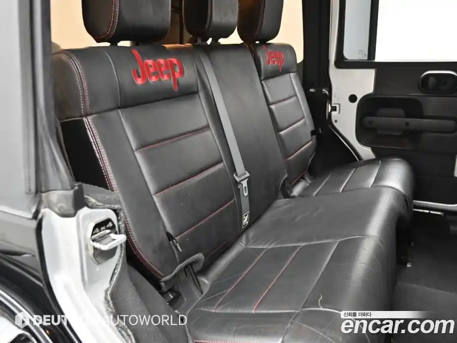 Jeep Wrangler 2009 2.8 автомат (гидро), фото 12