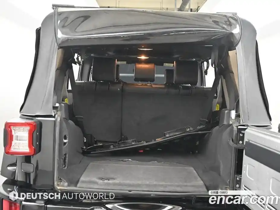 Jeep Wrangler 2009 2.8 автомат (гидро), фото 19