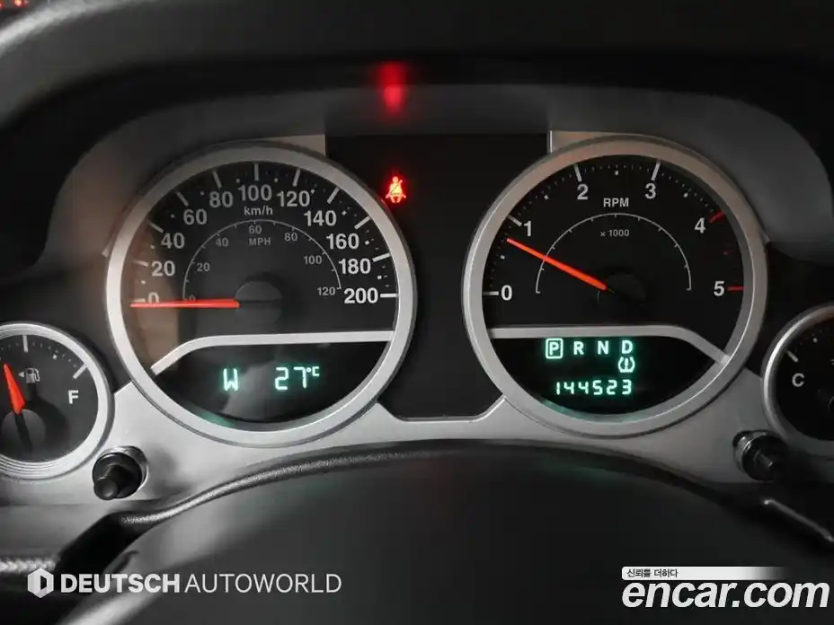 Jeep Wrangler 2009 2.8 автомат (гидро), фото 8
