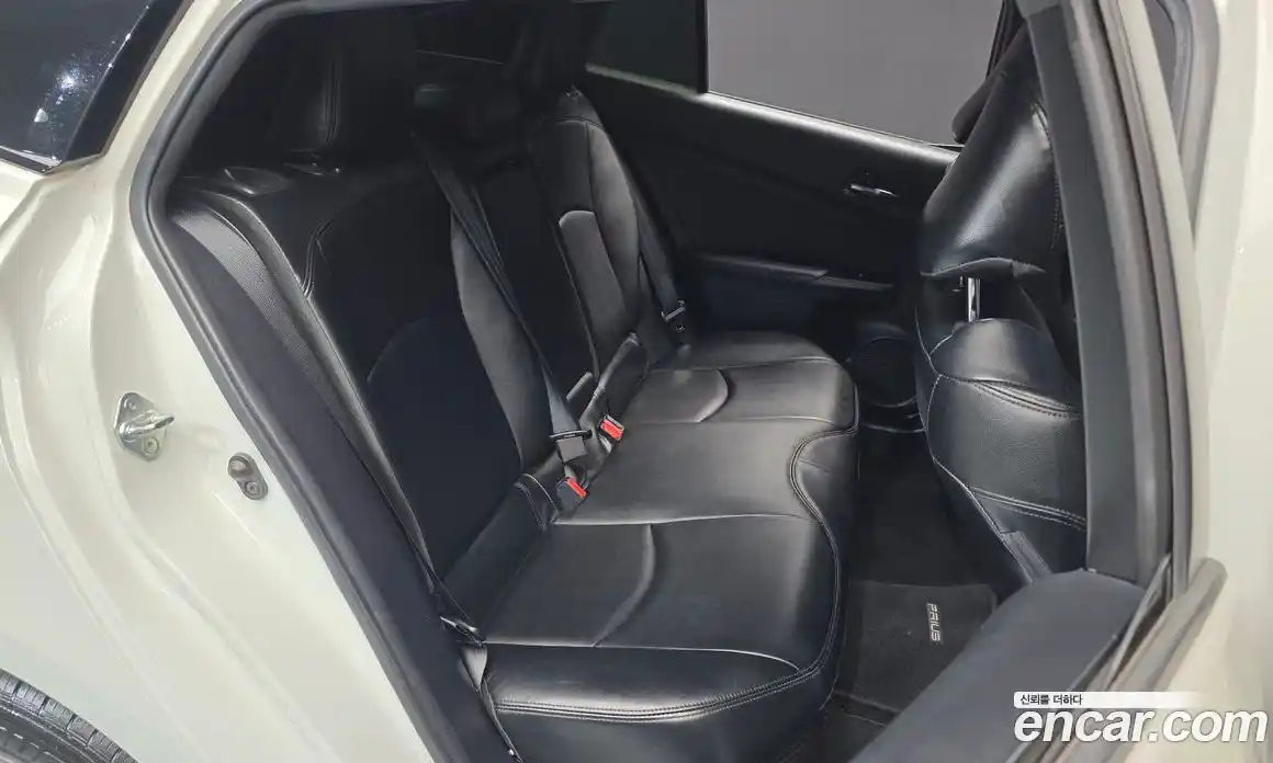 Toyota Prius 2018 1.8 автомат (гидро), фото 11 Toyota Prius 2018 1.8 автомат (гидро), фото 11