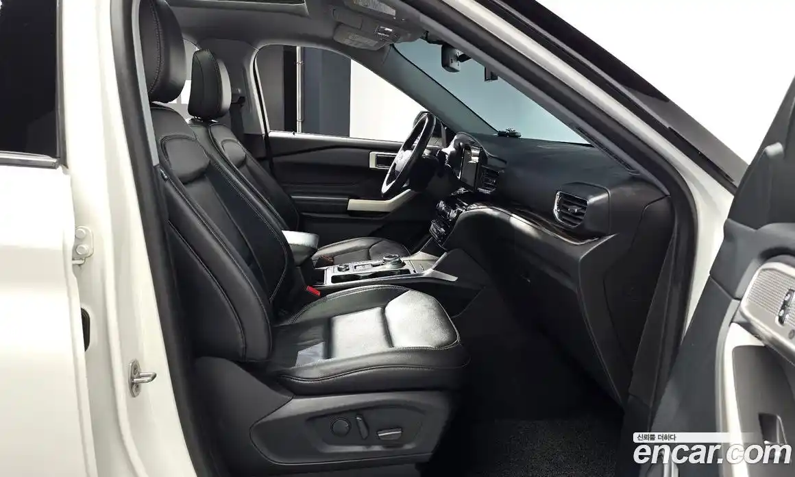Ford Explorer 2021 2.3 автомат (гидро), фото 16