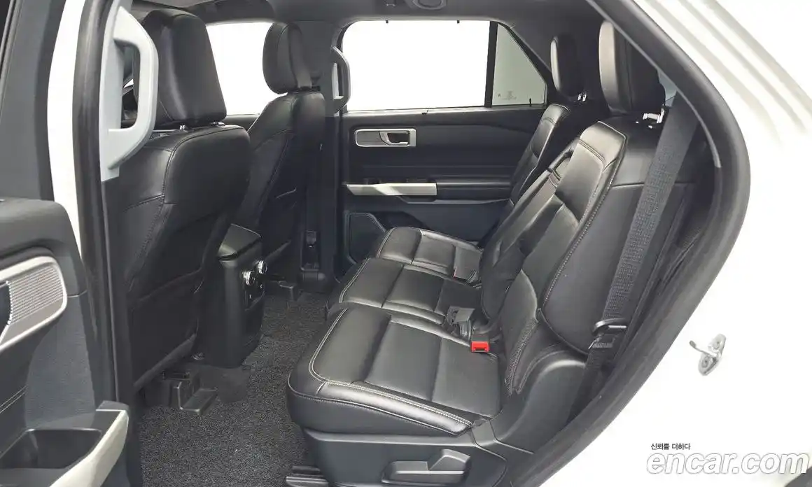 Ford Explorer 2021 2.3 автомат (гидро), фото 17