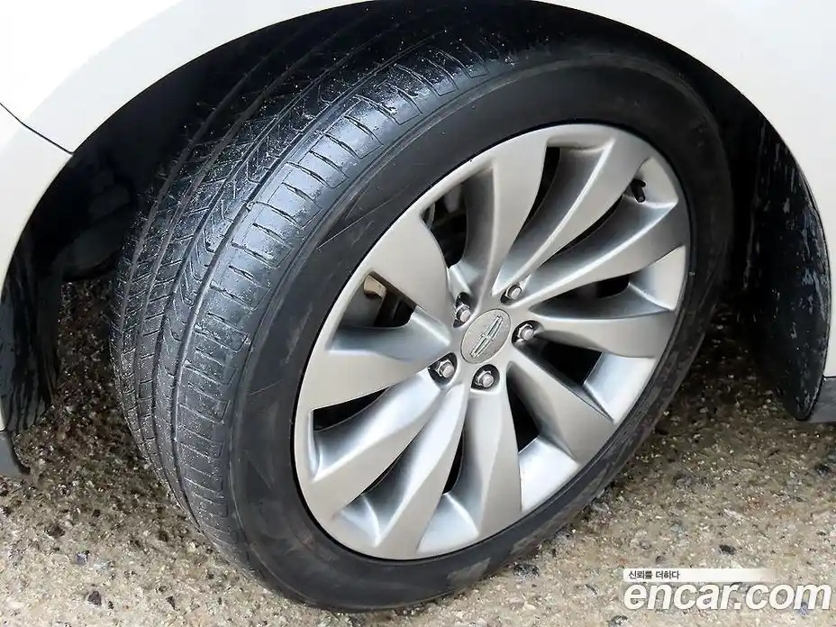 Lincoln MKS 2014 3.7 автомат (гидро), фото 19 Lincoln MKS 2014 3.7 автомат (гидро), фото 19