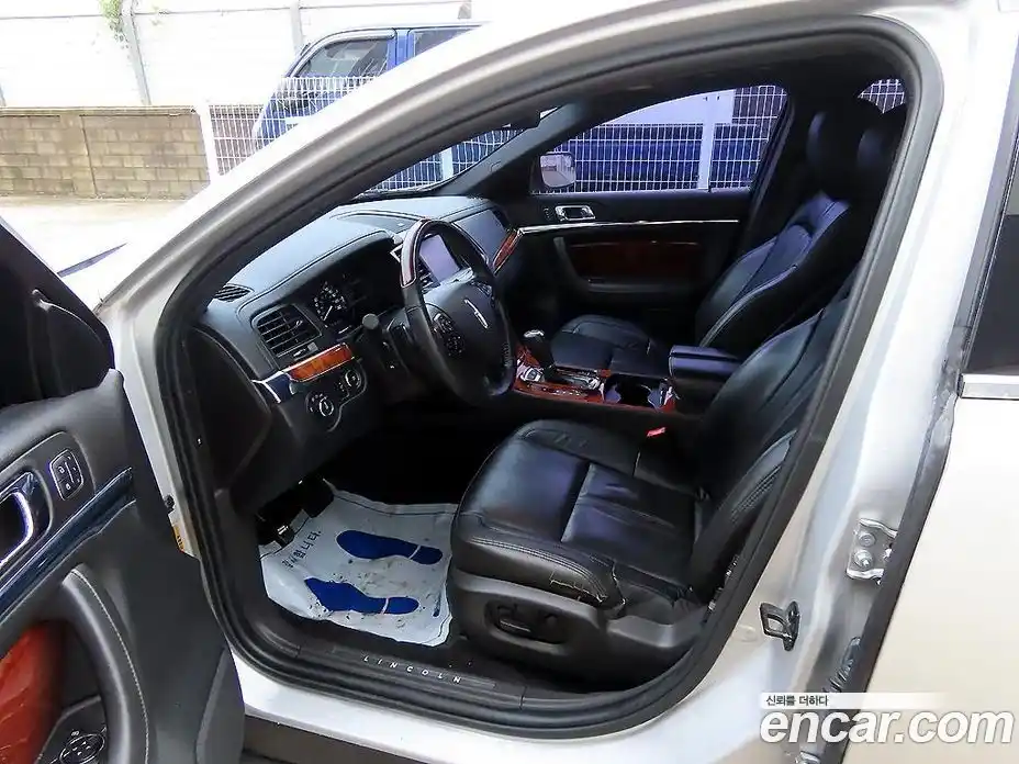 Lincoln MKS 2014 3.7 автомат (гидро), фото 5 Lincoln MKS 2014 3.7 автомат (гидро), фото 5