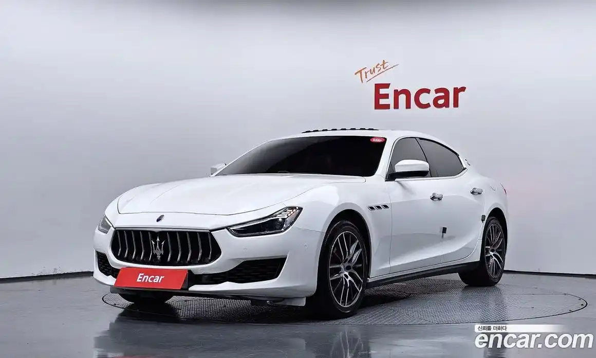 Maserati Ghibli 2018 3.0 автомат (гидро), фото 1 Maserati Ghibli 2018 3.0 автомат (гидро), фото 1
