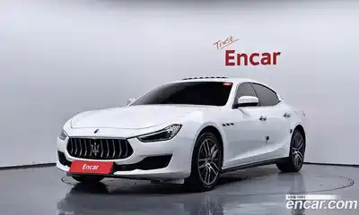 Maserati Ghibli 2018 3.0 автомат (гидро), миниатюра 1 Maserati Ghibli 2018 3.0 автомат (гидро), миниатюра 1