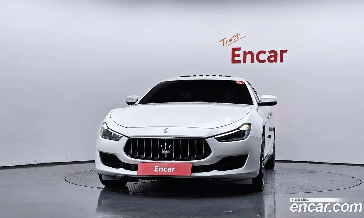 Maserati Ghibli 2018 3.0 автомат (гидро), фото 3 Maserati Ghibli 2018 3.0 автомат (гидро), фото 3