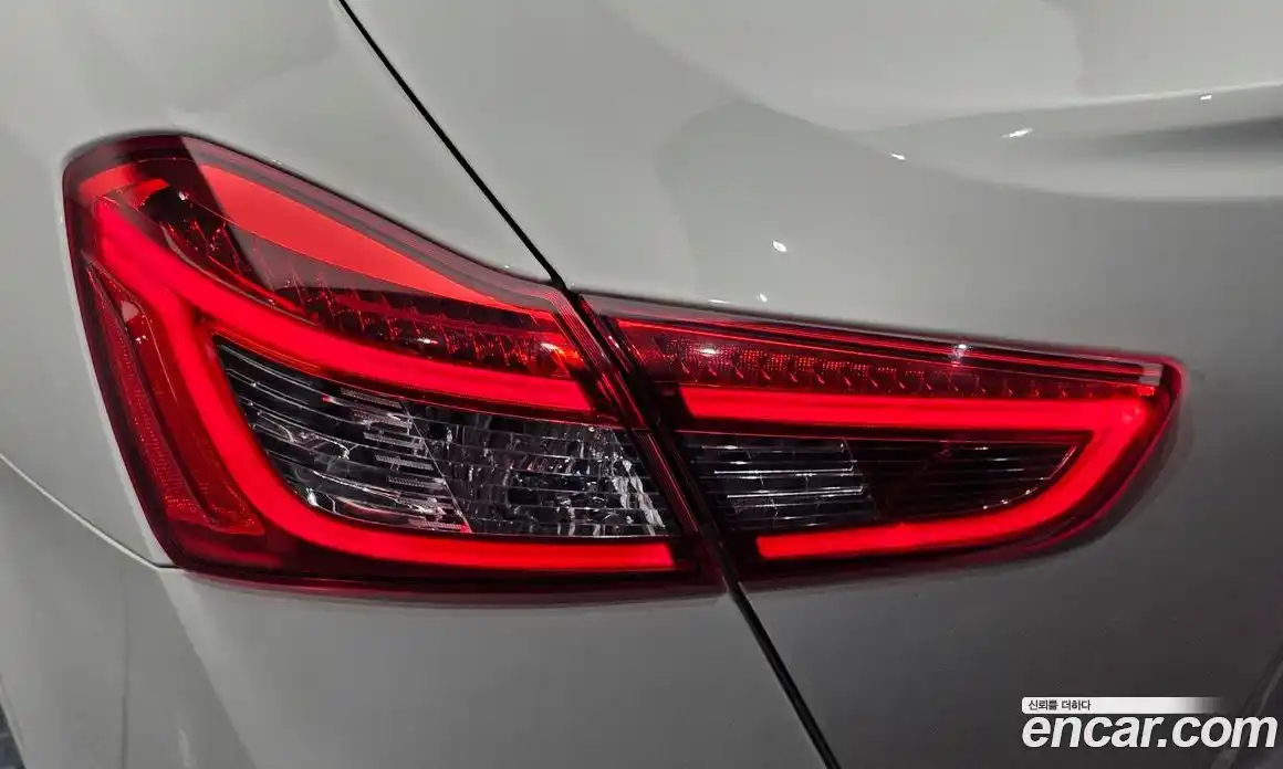 Maserati Ghibli 2018 3.0 автомат (гидро), фото 9 Maserati Ghibli 2018 3.0 автомат (гидро), фото 9