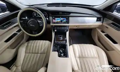 Jaguar XF 2016 2.0 автомат (гидро), миниатюра 7 Jaguar XF 2016 2.0 автомат (гидро), миниатюра 7