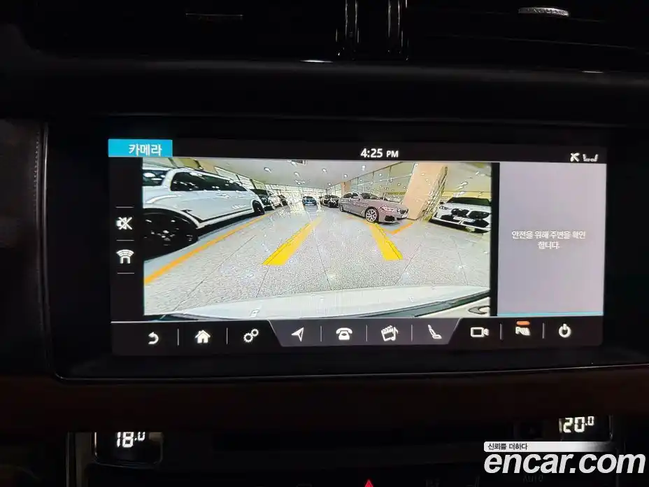 Jaguar XF 2018 2.0 автомат (гидро), фото 15 Jaguar XF 2018 2.0 автомат (гидро), фото 15