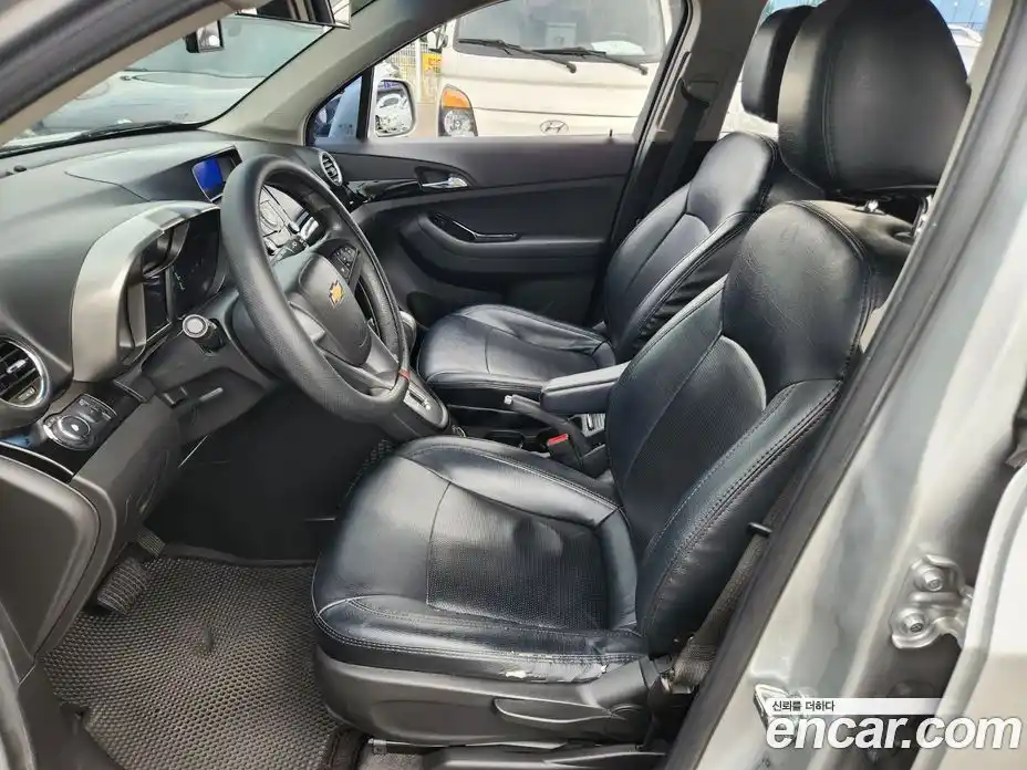 Chevrolet Orlando 2011 2.0 автомат (гидро), фото 14