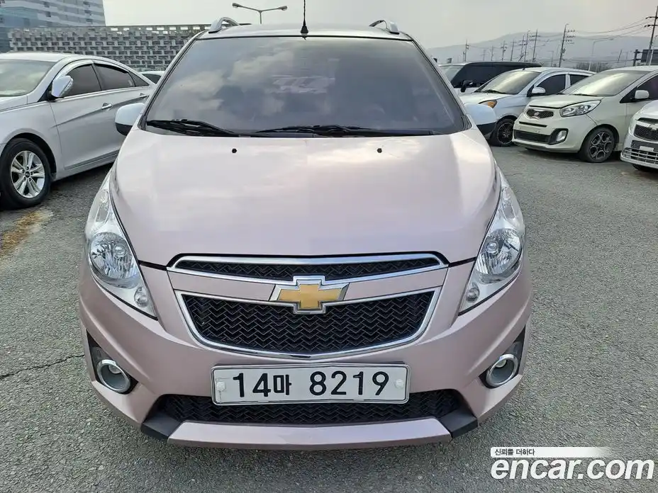 Chevrolet Spark 2012 1.0 автомат (гидро), фото 1