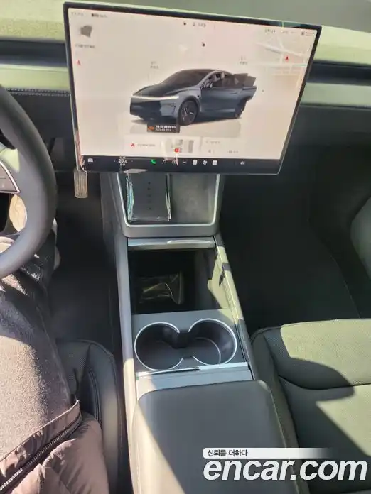 Tesla Model Y 2026 автомат (гидро), фото 15 Tesla Model Y 2026 автомат (гидро), фото 15