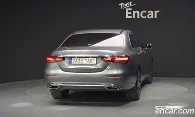 Mercedes-Benz E-Class 2021 2.0 автомат (гидро), миниатюра 4