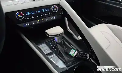 Hyundai Avante 2020 1.6 автомат (гидро), миниатюра 11