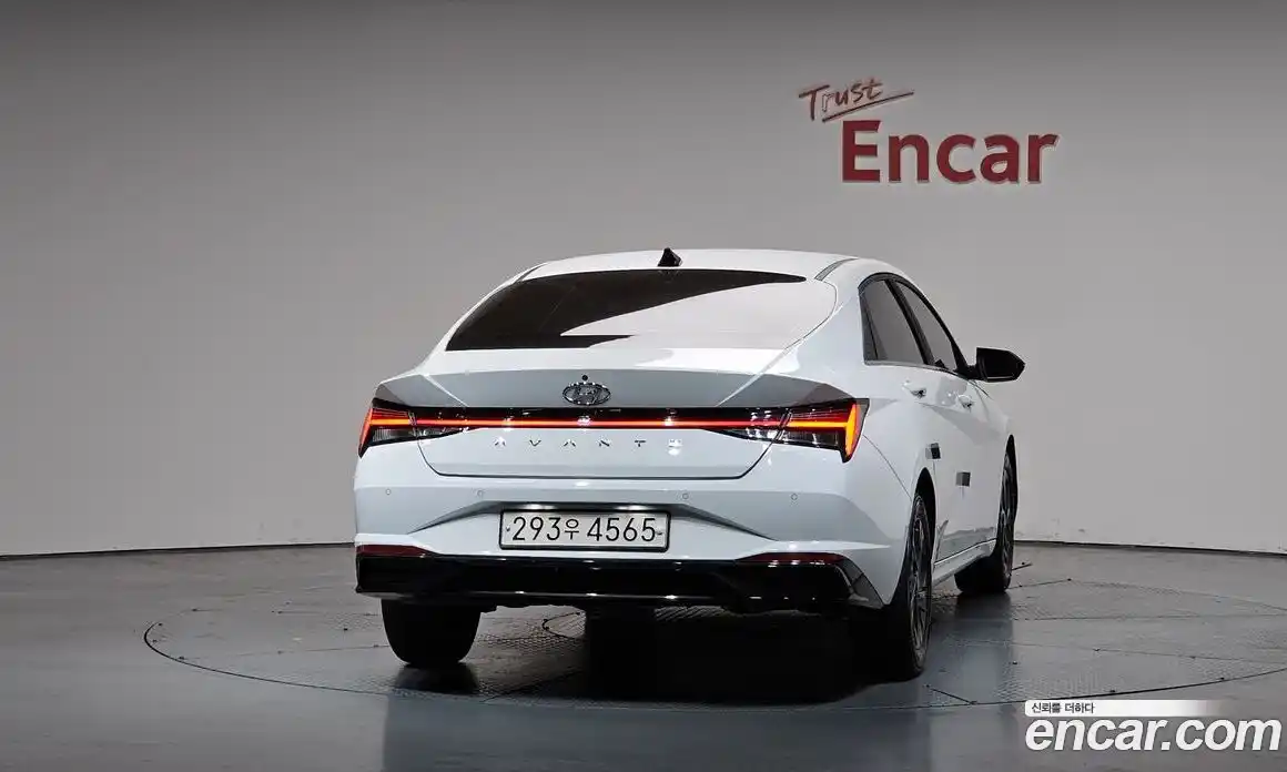 Hyundai Avante 2020 1.6 автомат (гидро), фото 3