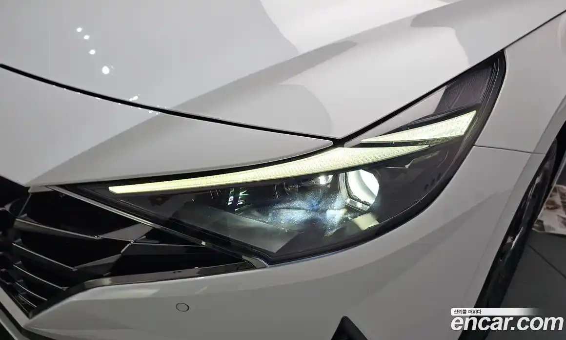 Hyundai Avante 2020 1.6 автомат (гидро), фото 7