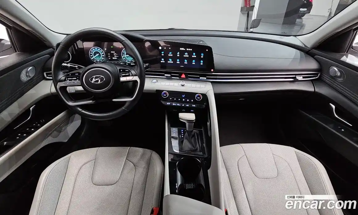 Hyundai Avante 2020 1.6 автомат (гидро), фото 9