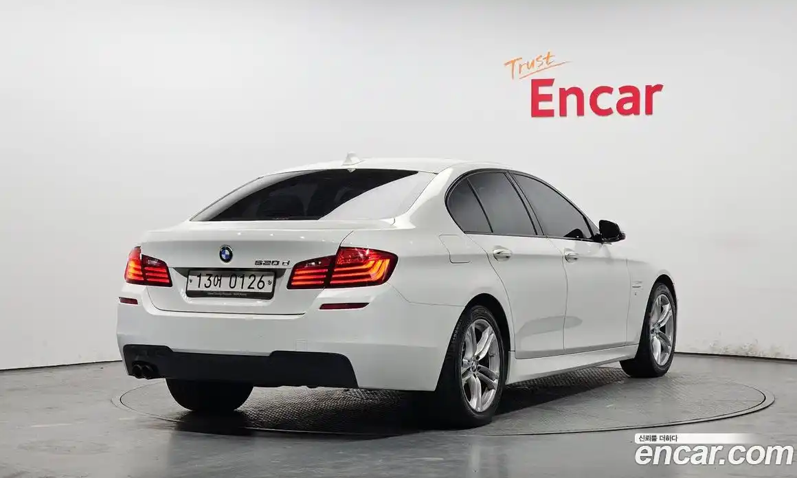 BMW 5 серия 2016 2.0 автомат (гидро), фото 2
