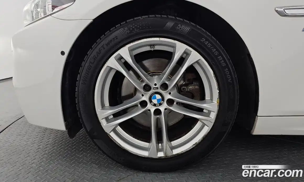 BMW 5 серия 2016 2.0 автомат (гидро), фото 5