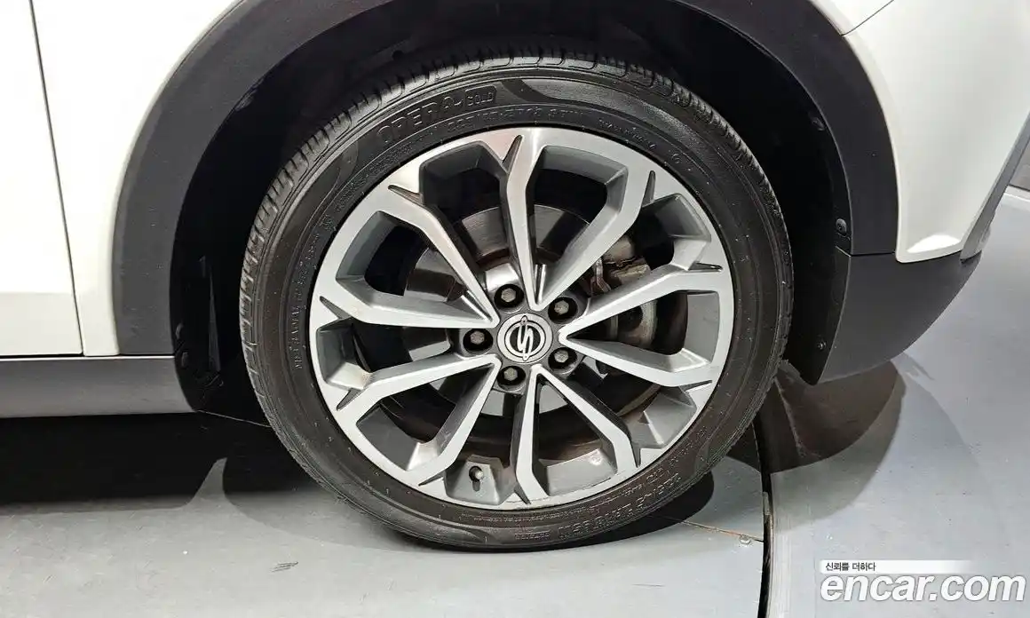 SsangYong TIBOLI 2018 1.6 автомат (гидро), фото 5