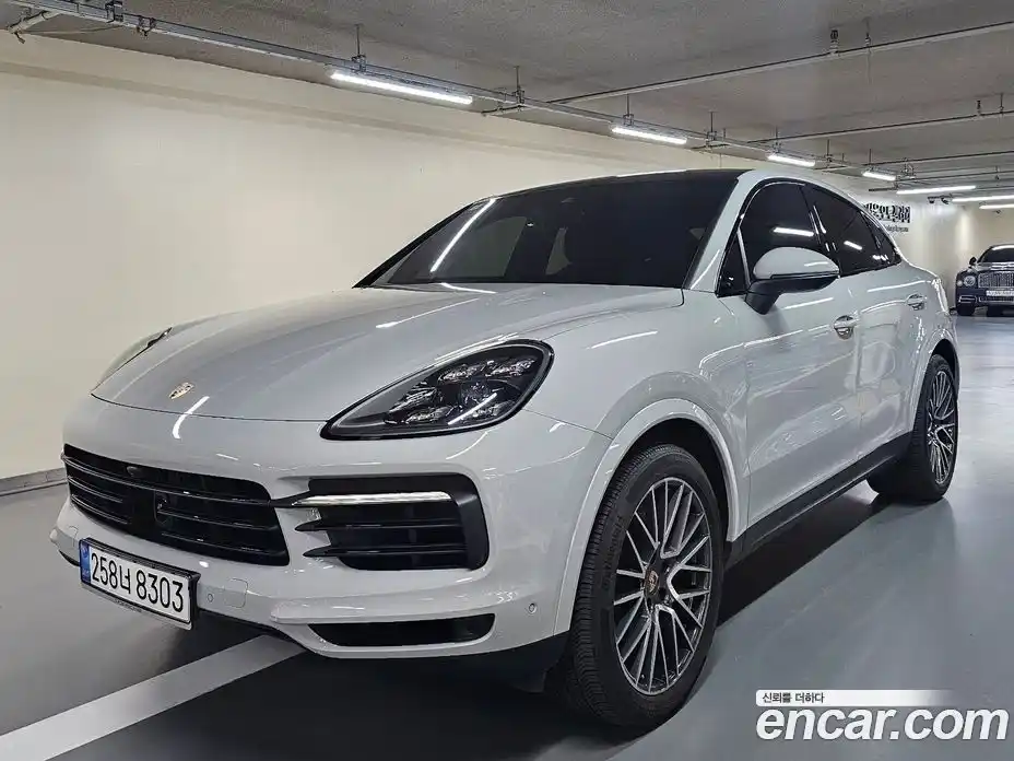 Porsche Cayenne 2022 3.0 автомат (гидро), фото 2