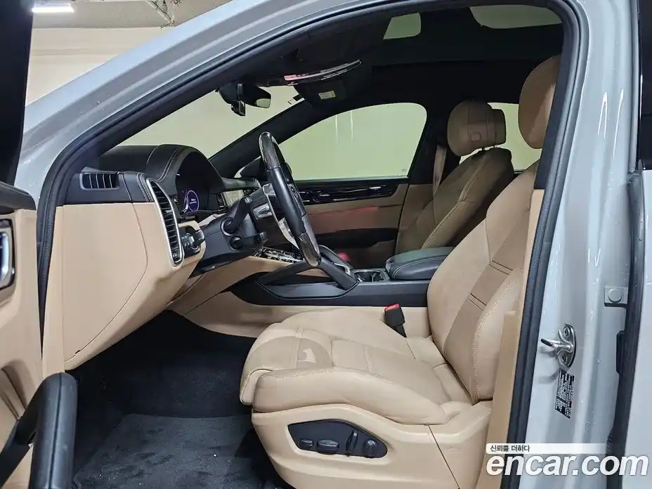 Porsche Cayenne 2022 3.0 автомат (гидро), фото 6
