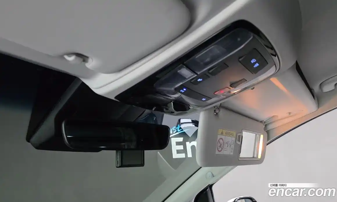 Hyundai Staria 2025 2.2 автомат (гидро), фото 17