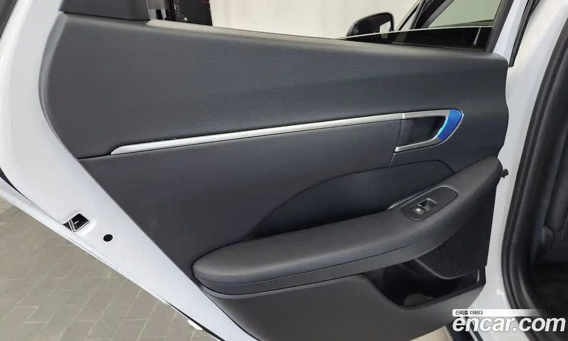 Hyundai Sonata 2025 1.6 автомат (гидро), фото 15