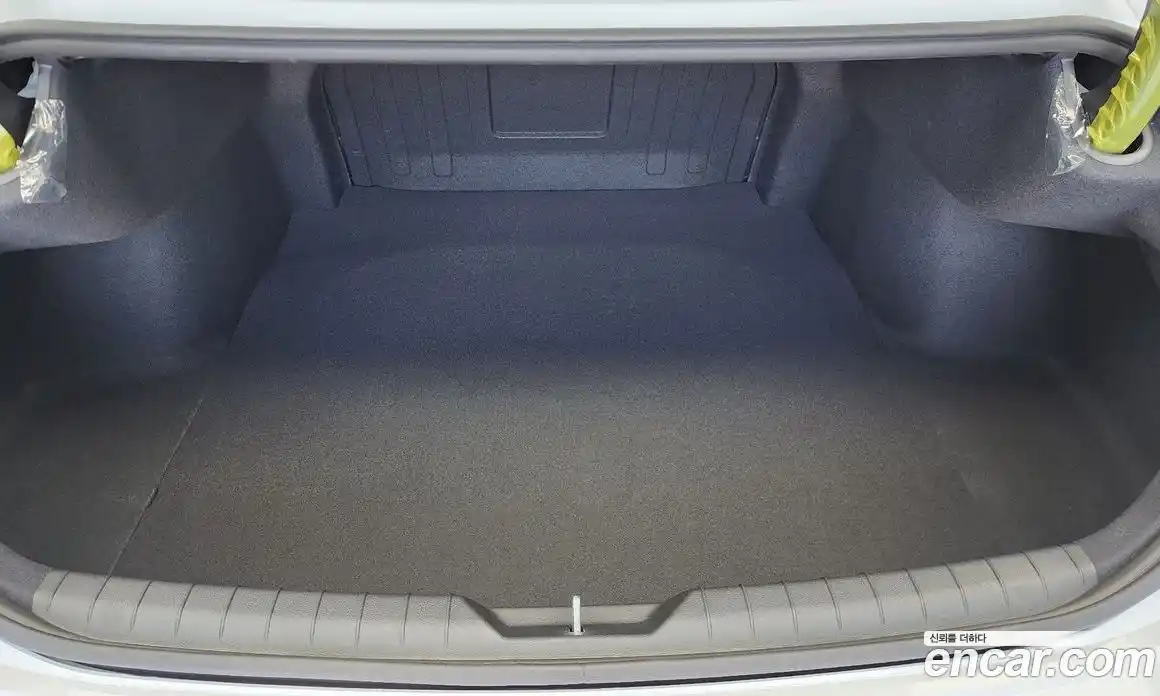 Hyundai Sonata 2025 1.6 автомат (гидро), фото 26
