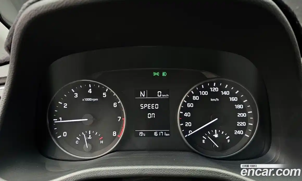 Hyundai Avante 2016 1.6 автомат (гидро), фото 8