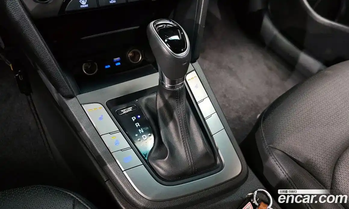 Hyundai Avante 2016 1.6 автомат (гидро), фото 9