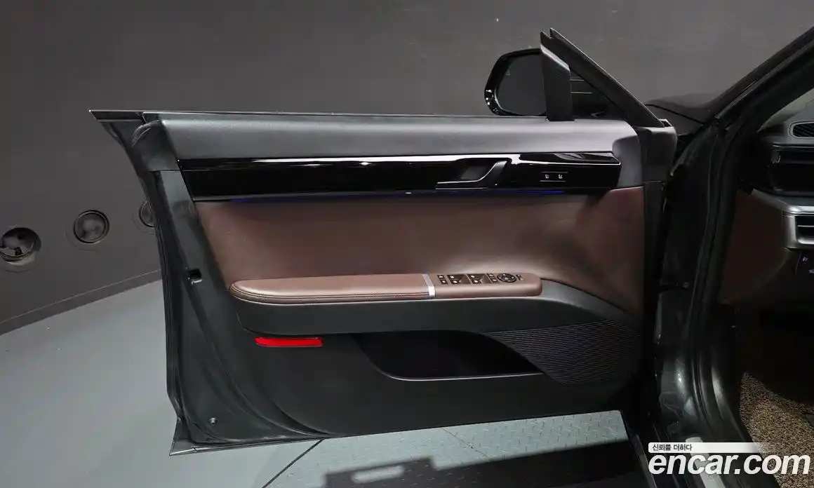 Hyundai Grandeur 2023 2.5 автомат (гидро), фото 14