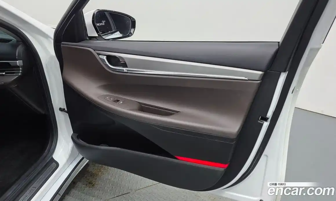 Hyundai Grandeur 2022 3.0 автомат (гидро), фото 14