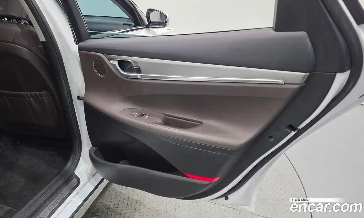 Hyundai Grandeur 2022 3.0 автомат (гидро), фото 15