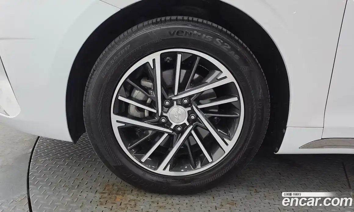 Hyundai Grandeur 2022 3.0 автомат (гидро), фото 5