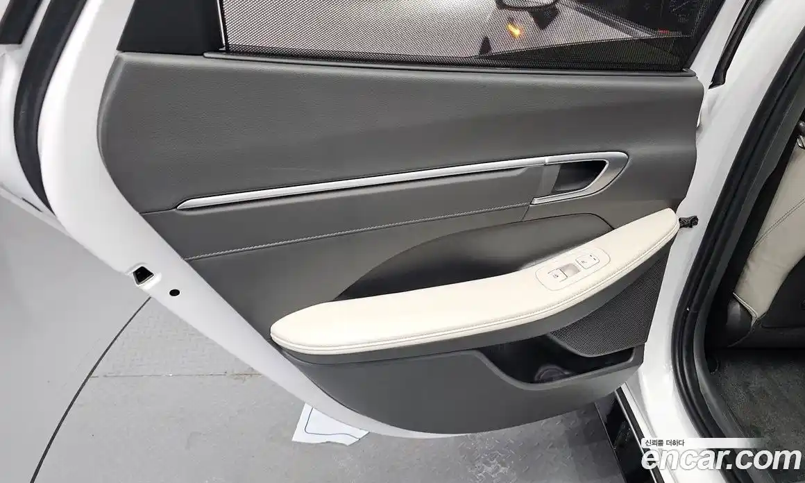 Hyundai Sonata 2024 1.6 автомат (гидро), фото 15