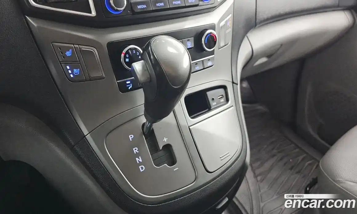Hyundai Starex 2020 2.5 автомат (гидро), фото 12