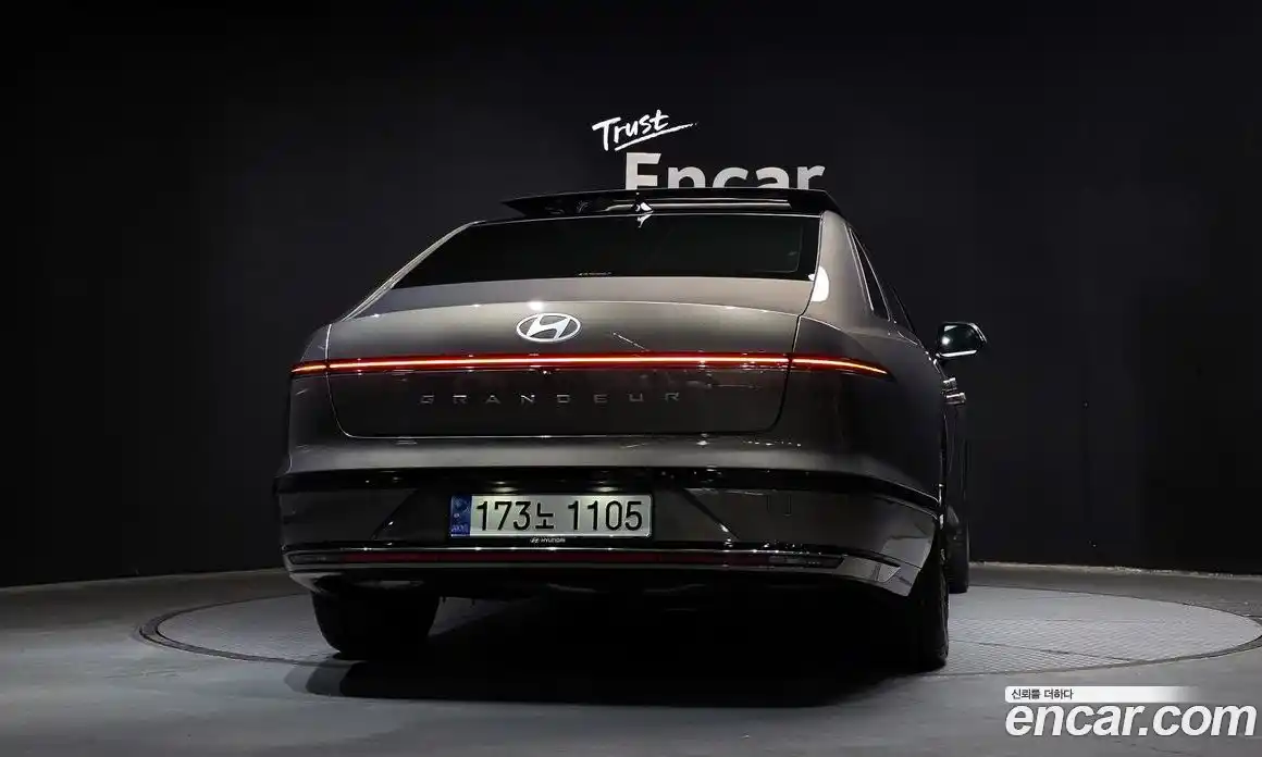 Hyundai Grandeur 2022 2.5 автомат (гидро), фото 4
