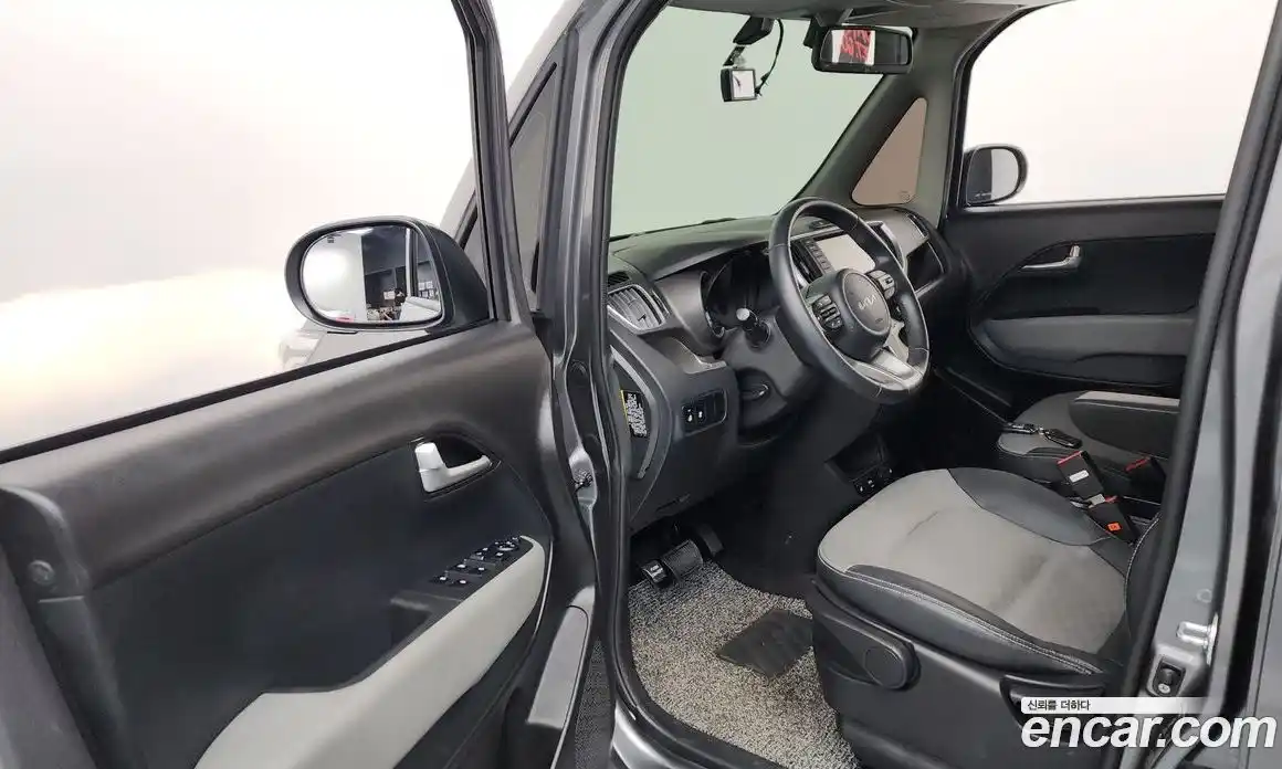 Kia Ray 2022 1.0 автомат (гидро), фото 10