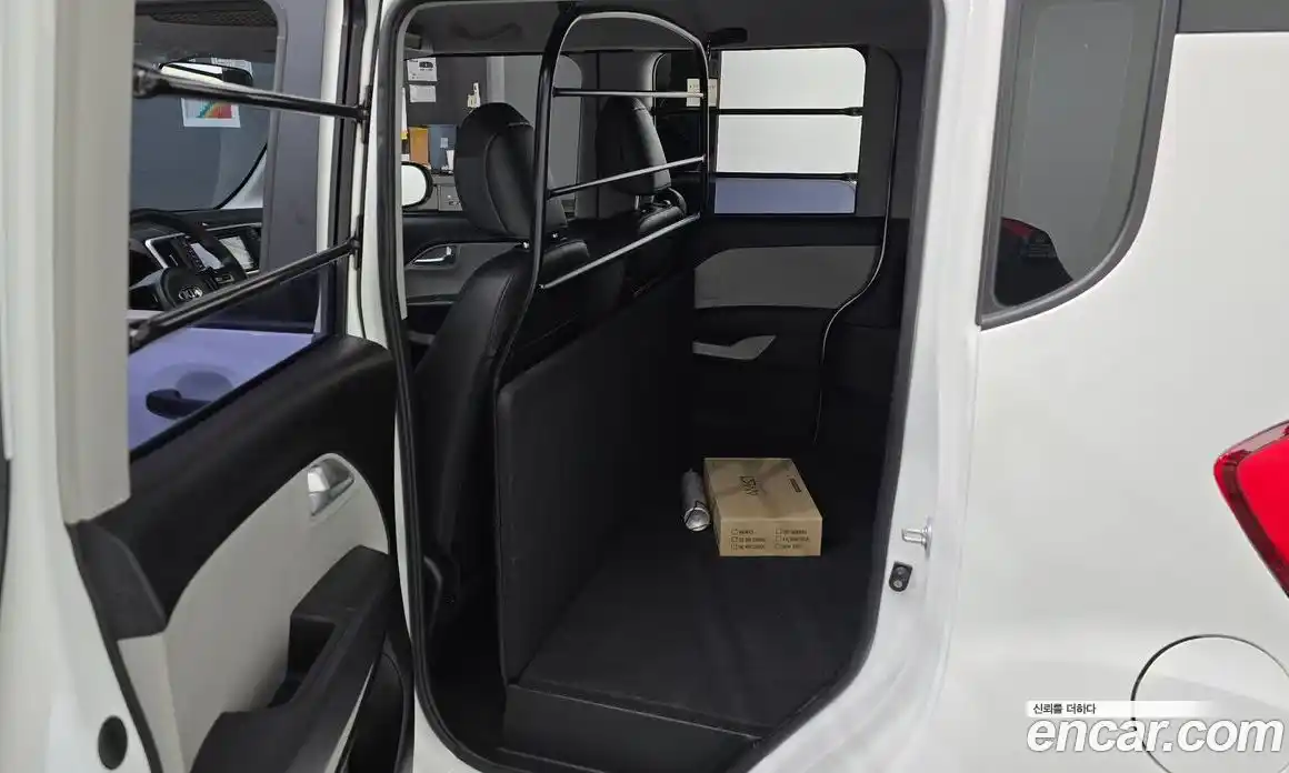 Kia Ray 2021 1.0 автомат (гидро), фото 16