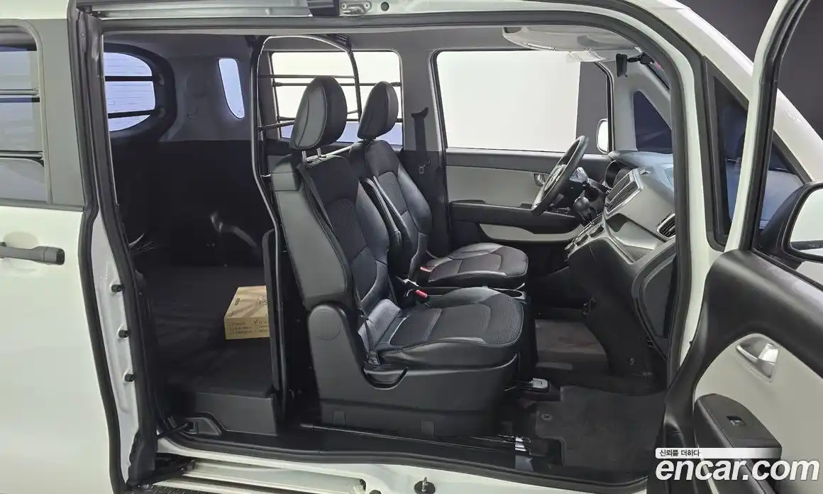 Kia Ray 2021 1.0 автомат (гидро), фото 17