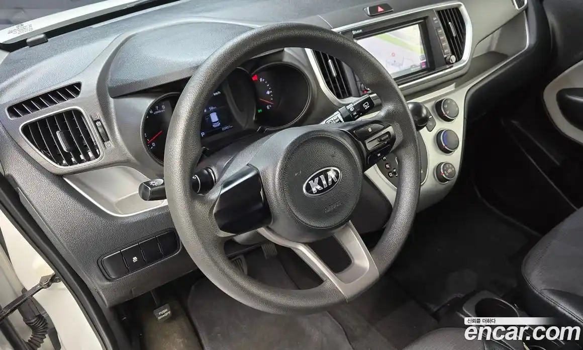 Kia Ray 2021 1.0 автомат (гидро), фото 18