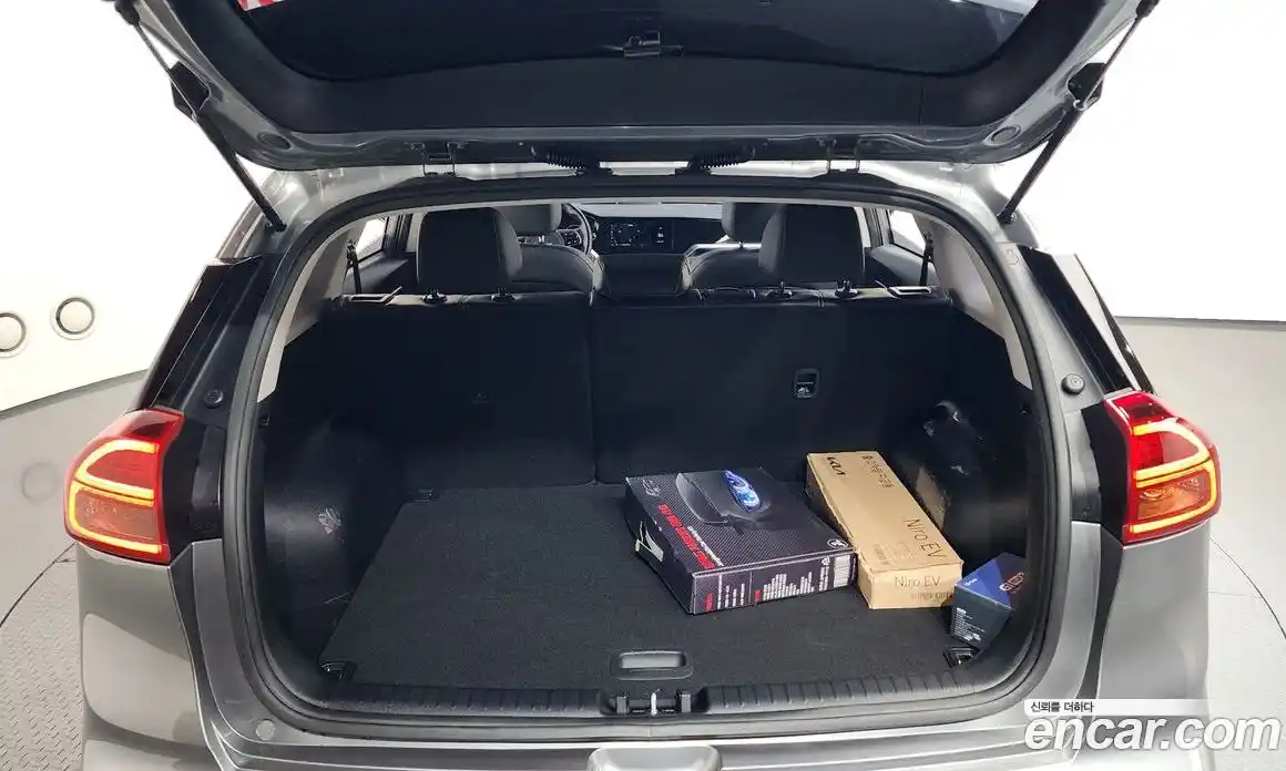 Kia Niro 2021 0.2 автомат (гидро), фото 26
