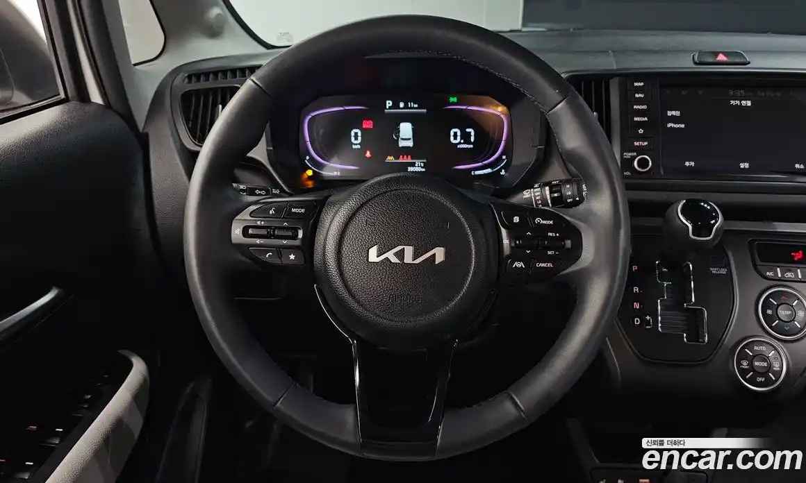 Kia Ray 2024 1.0 автомат (гидро), фото 19