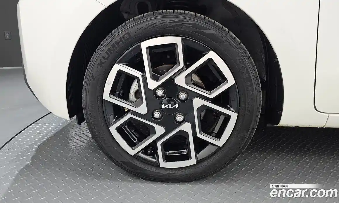 Kia Ray 2024 1.0 автомат (гидро), фото 5