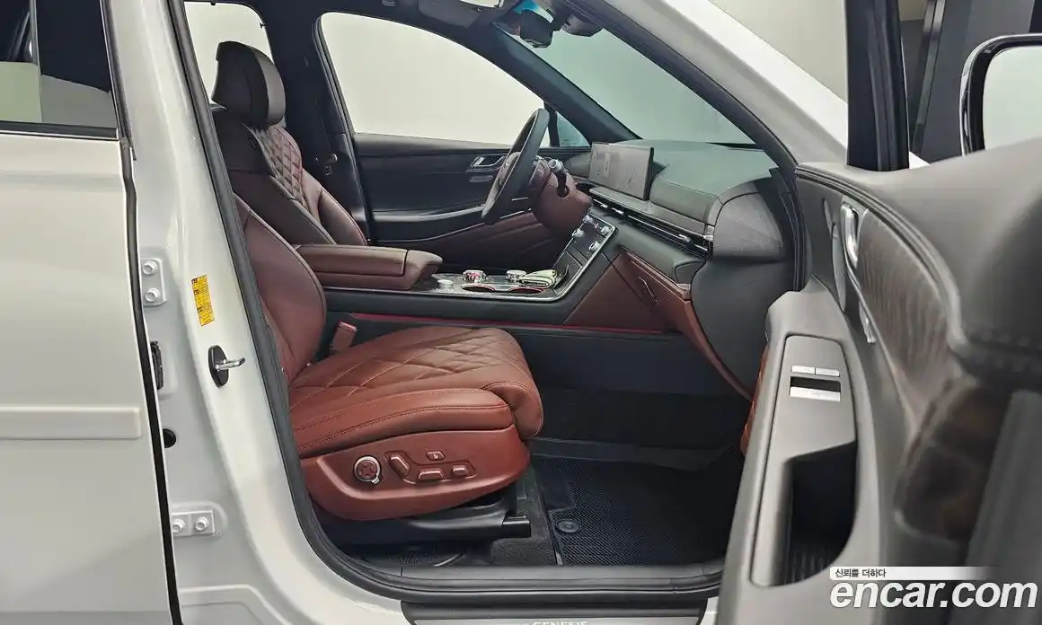 Genesis GV80 2025 2.5 автомат (гидро), фото 15
