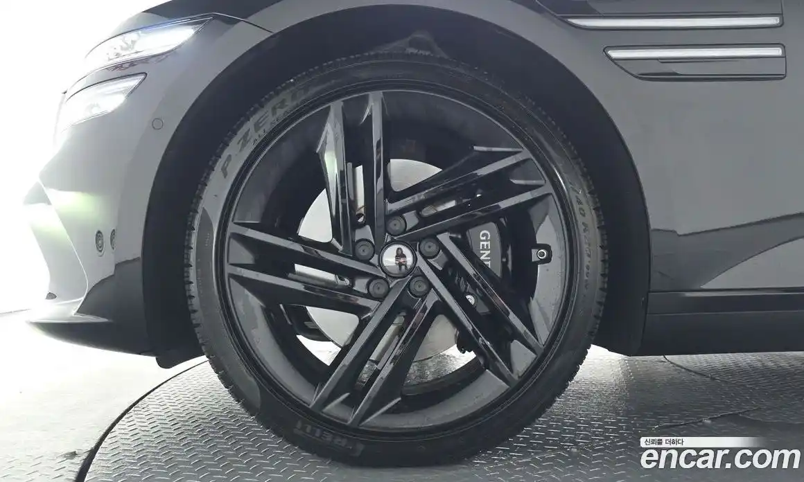 Genesis G80 2025 3.5 автомат (гидро), фото 4